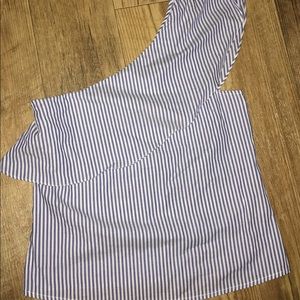 Adorable off the shoulder top